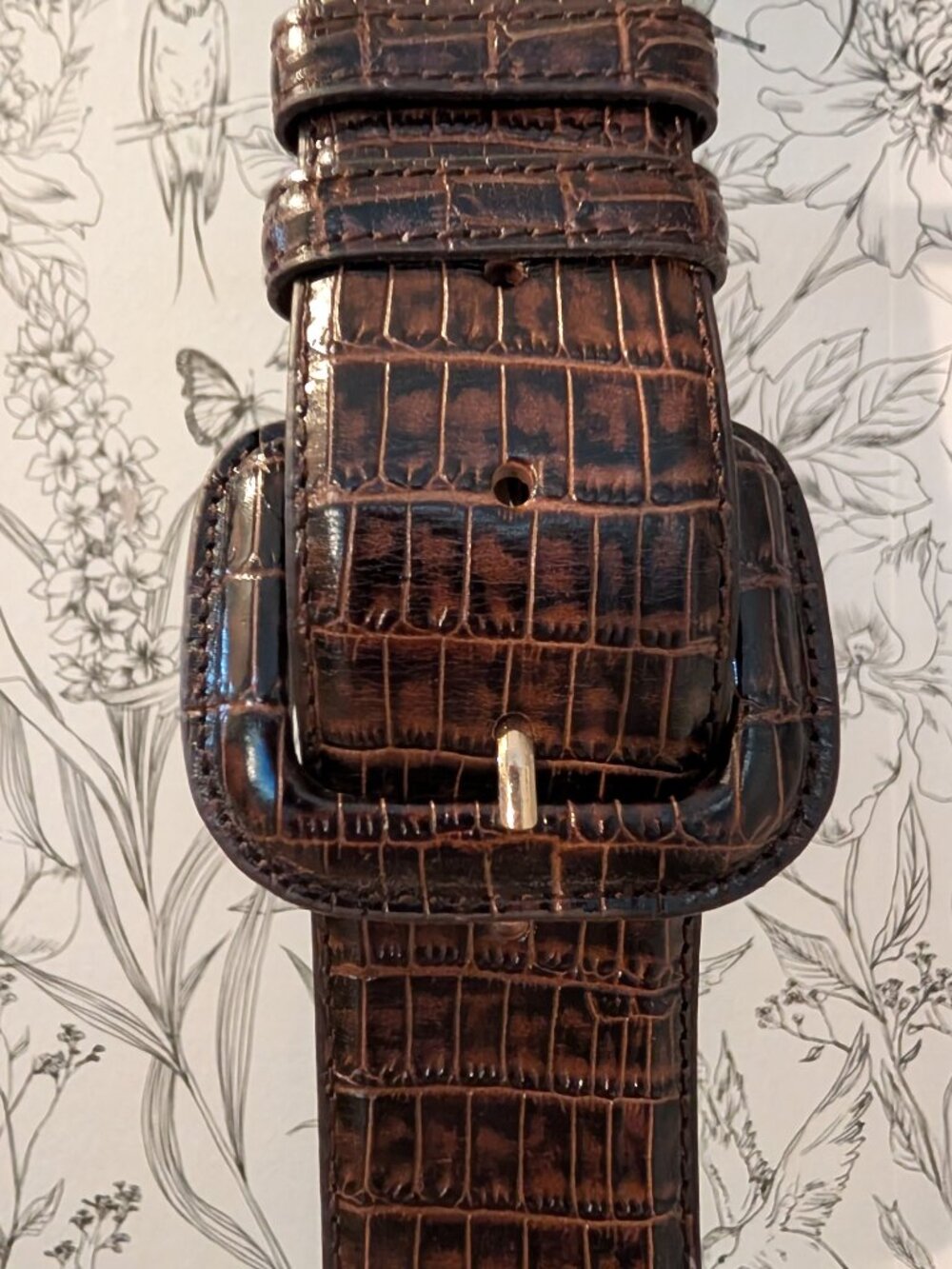 Banana Republic wide leather belt